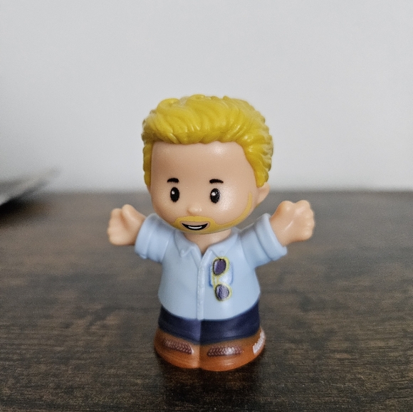 Fisher Price Little People Casual Dad Figure | 2022 - Picture 1 of 4
